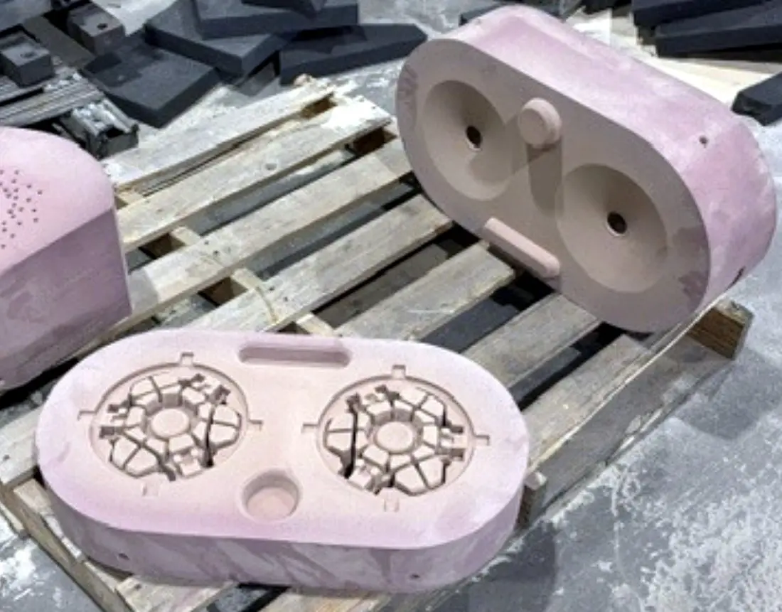 Printed sand mold halves at Protocast